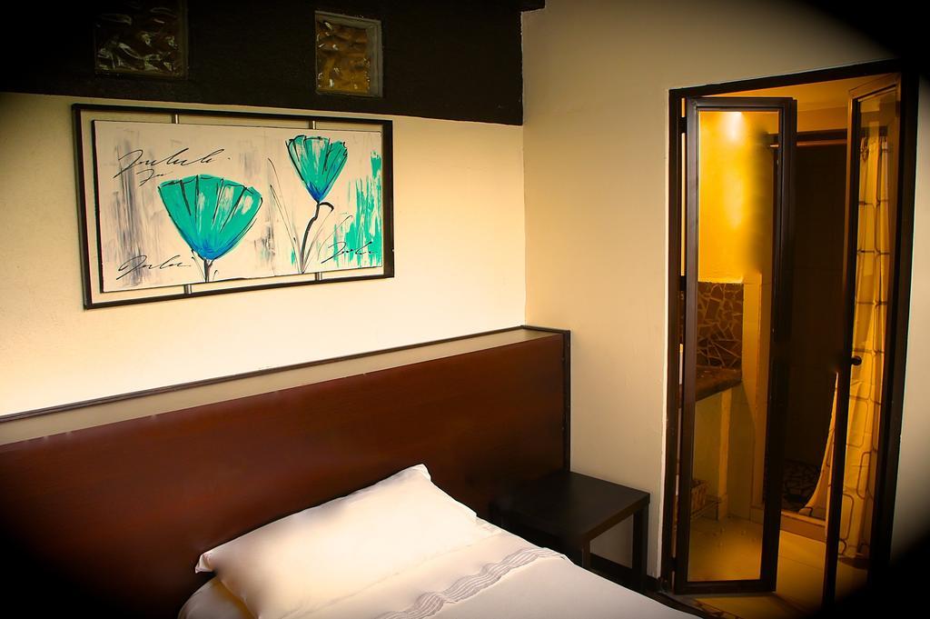 Aztic Hotel And Executive Suites Mexico City Rum bild